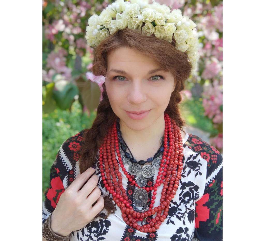 White Ukrainian wreath - Dress Art Mystery