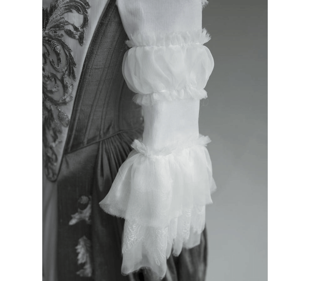 Outlander Claire Rococo wedding dress - Dress Art Mystery