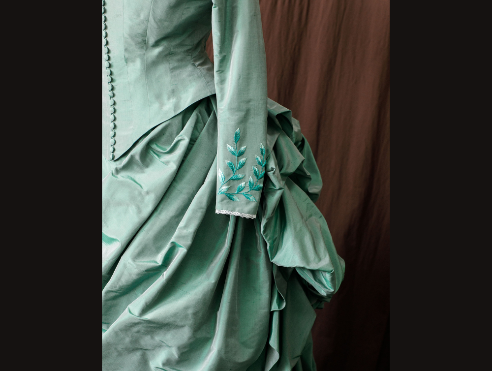 Mina Harker Costume - Halloween Costume