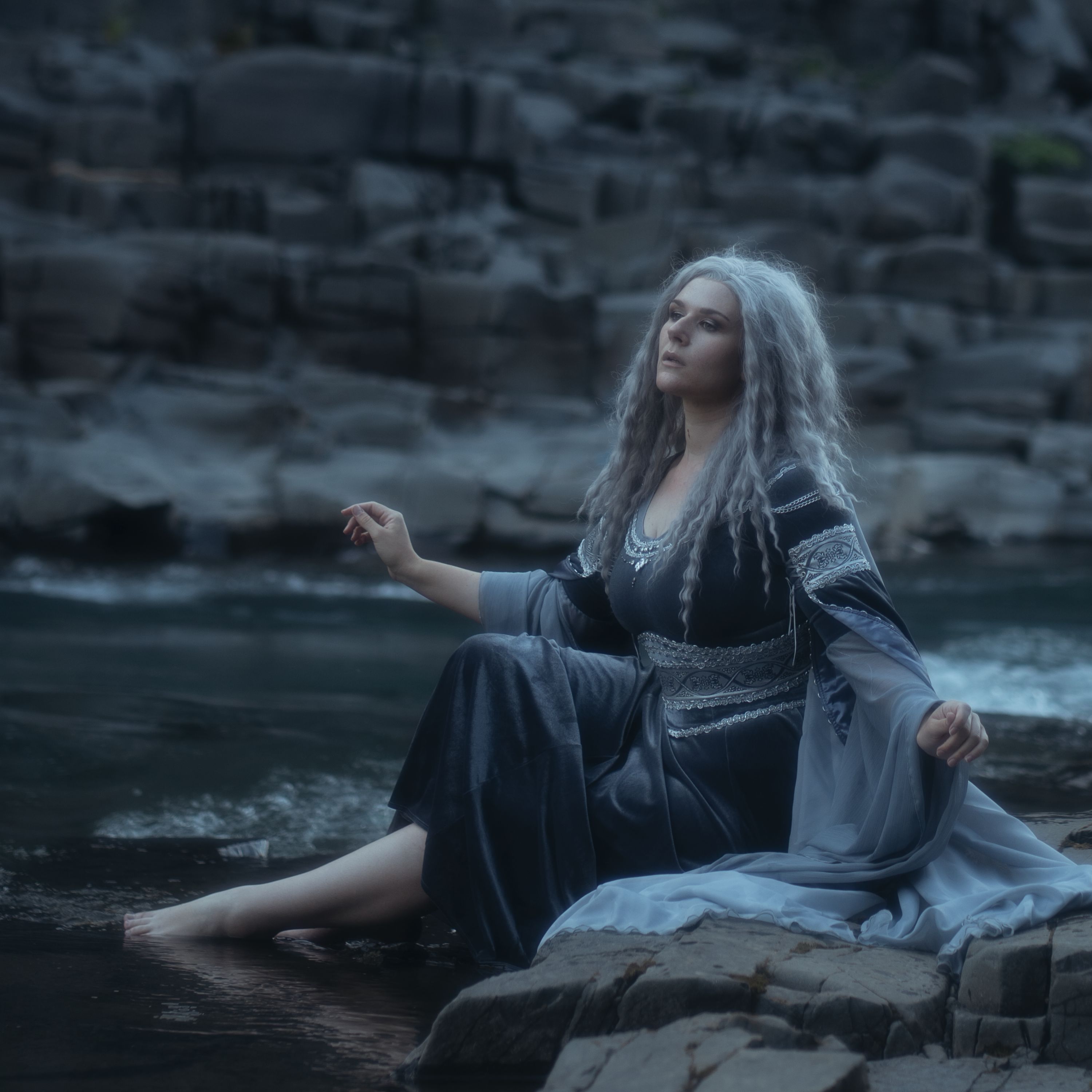 Arwen Costumes | Lord of the Rings Cosplay DressArtMystery Arwen Costumes | Lord of the Rings Cosplay DressArtMystery