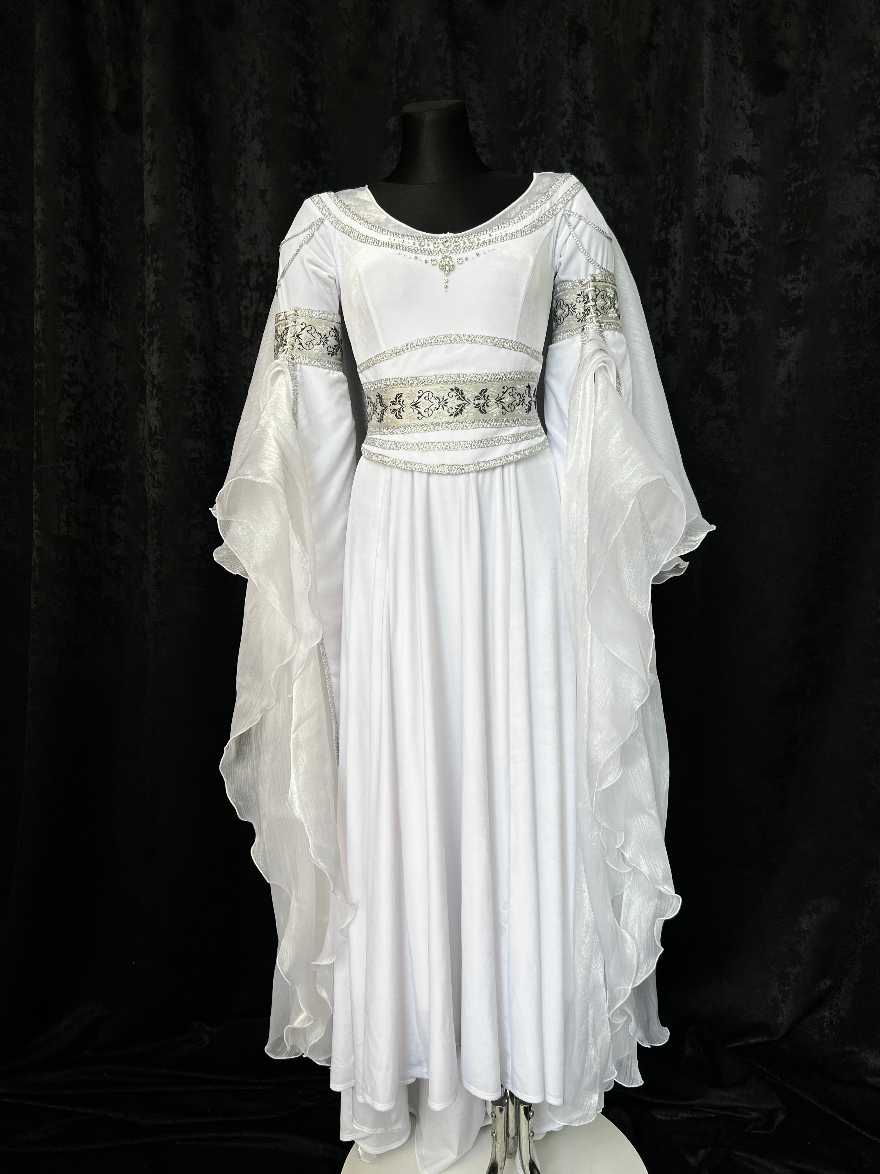 Arwen Costumes | Lord of the Rings Cosplay DressArtMystery Arwen Costumes | Lord of the Rings Cosplay DressArtMystery
