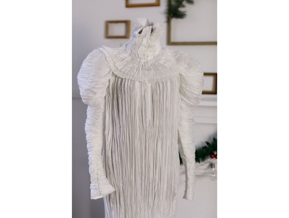 Edith Cushing Bath Robe Edwardian silk Edith Cushing Crimson Peak nightgown | DressArtMystery
