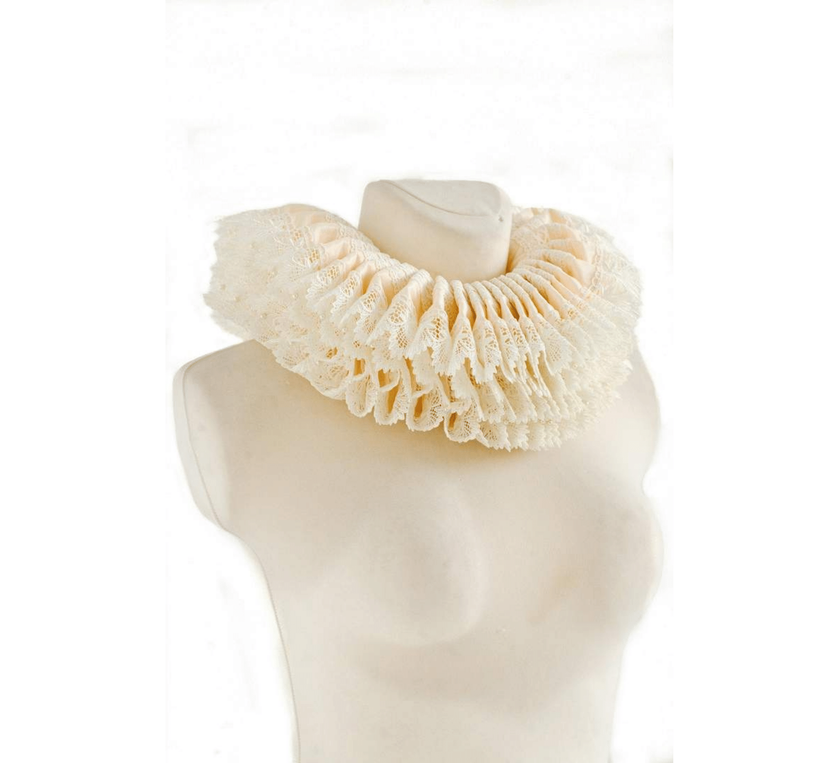 Elizabethan Standing Ruff