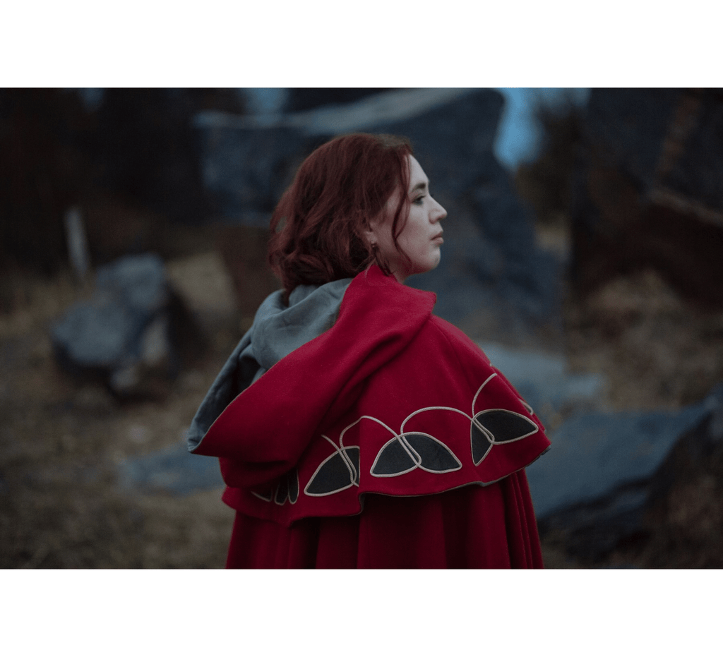 Medieval wool hooded cloak, Little Red Hiding Hood - Dress Art Mystery