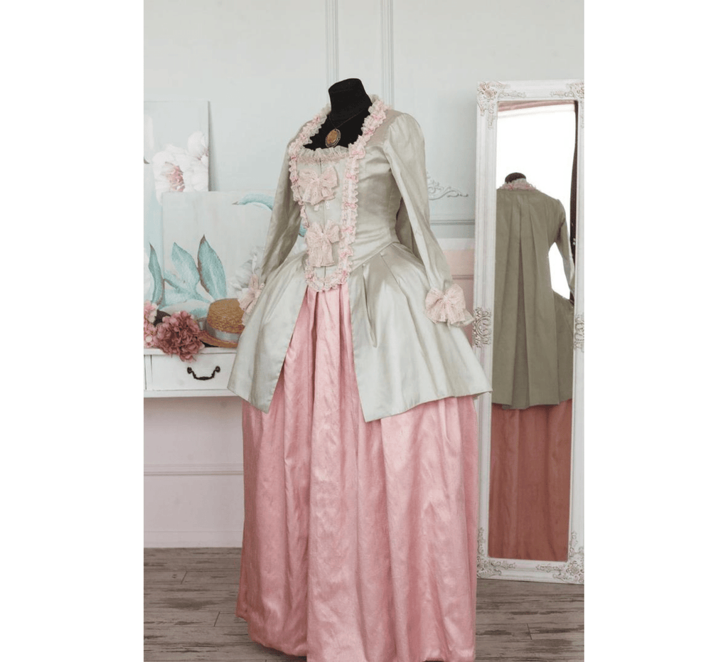 Marie Antoinette dress - Dress Art Mystery