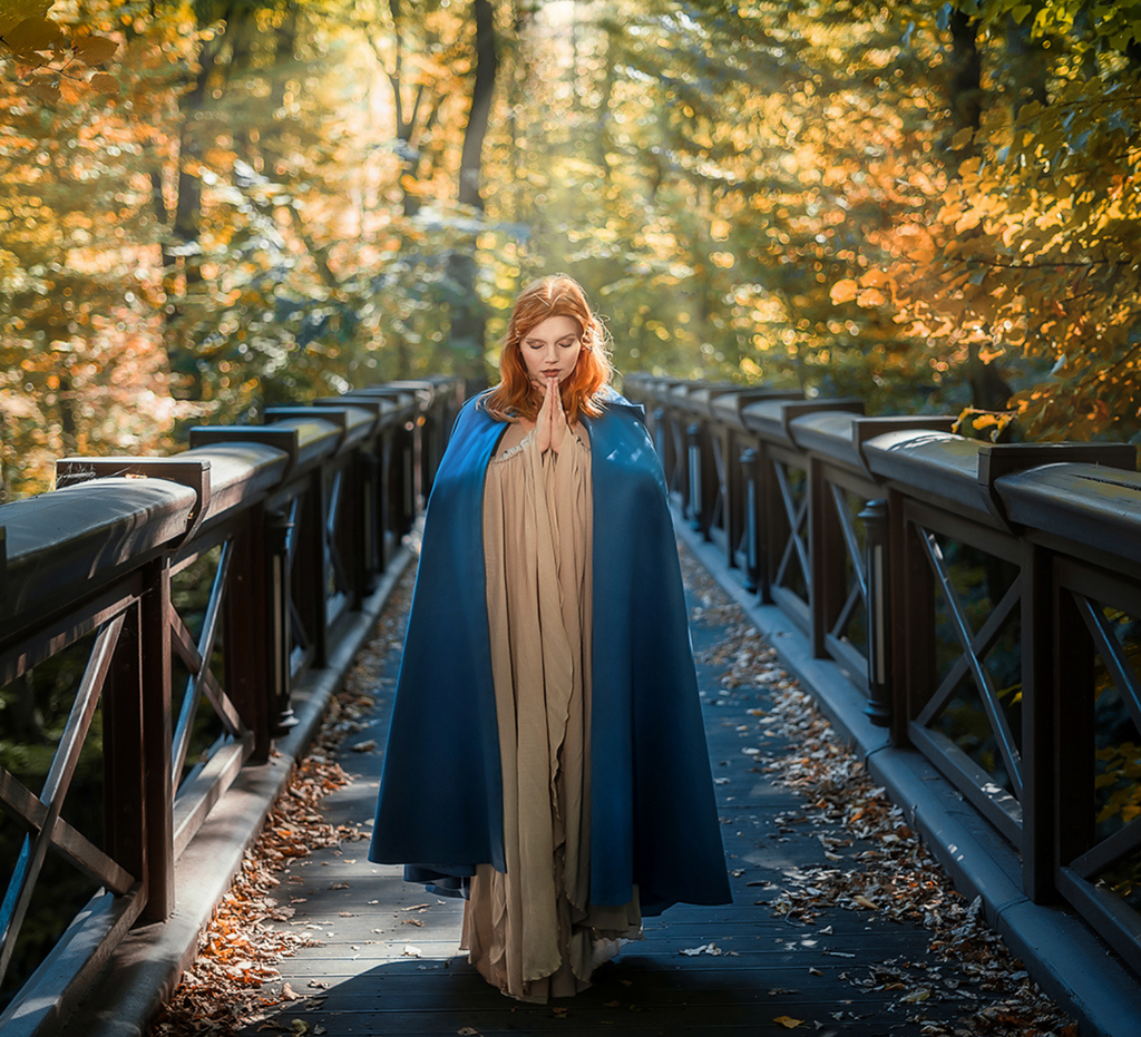 Blue vegan wool cloak with hood - Dress Art Mystery
