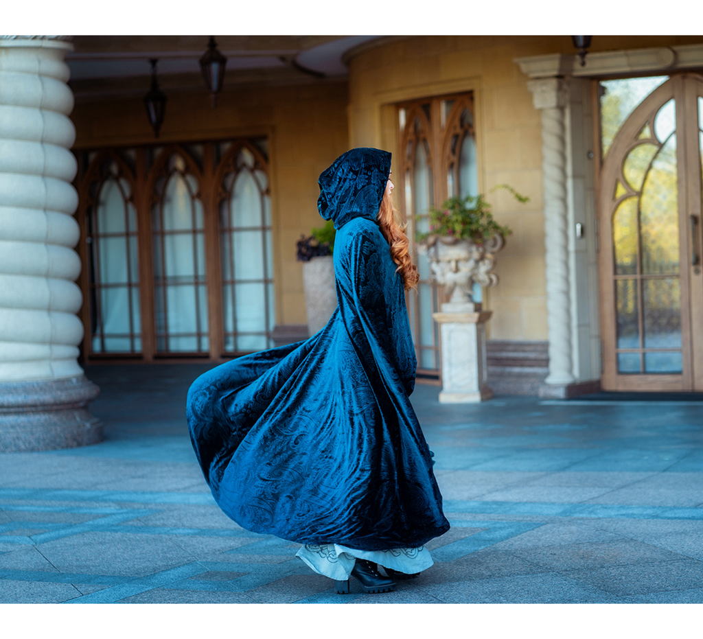 Dark green and blue fantasy cape - Dress Art Mystery