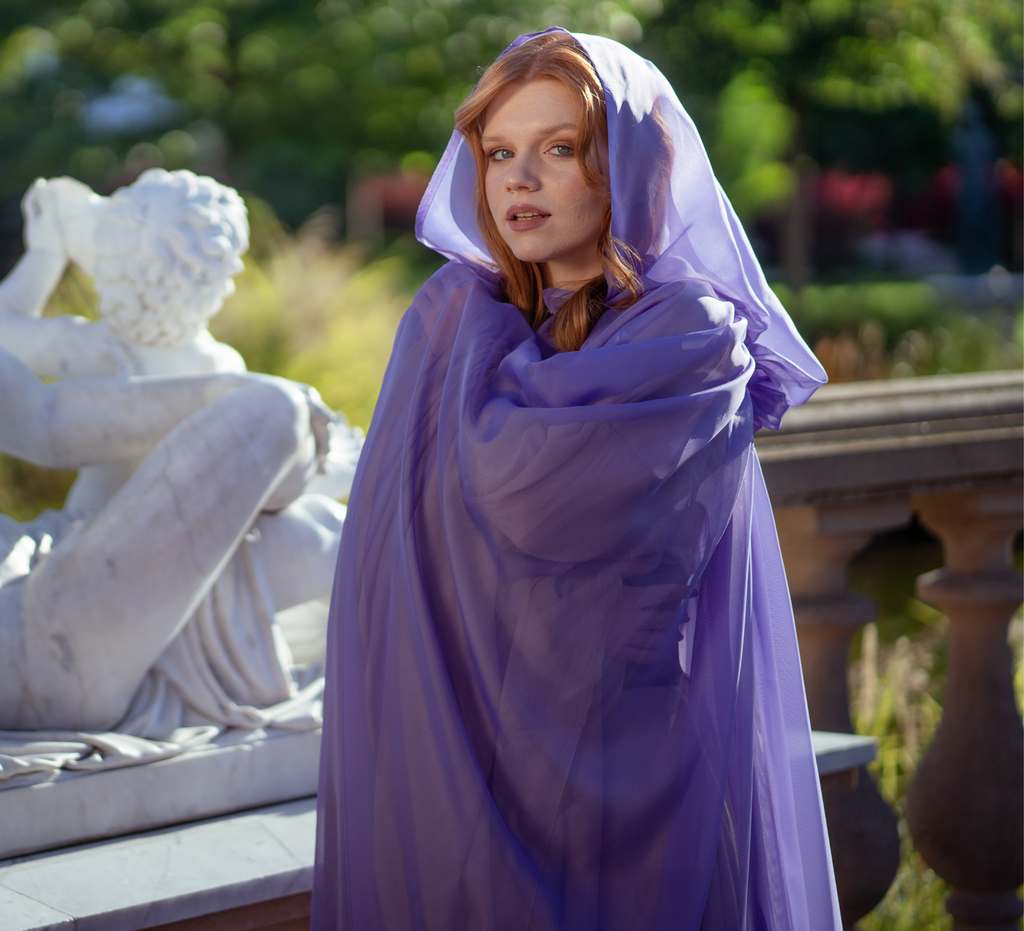 Purple hooded tulle cape - Dress Art Mystery
