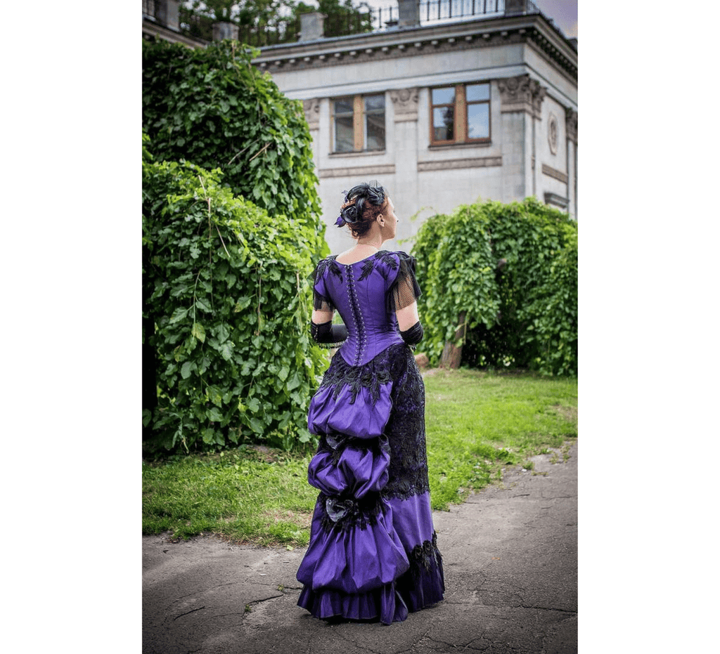 Violet victorian ballroom gown - Dress Art Mystery