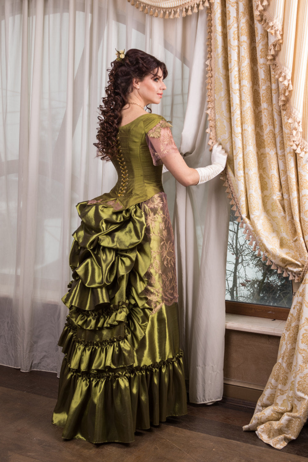 victorian dress green Silk Victorian walking dress